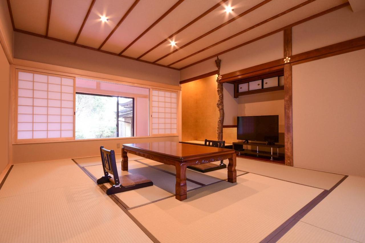 Отель Koyasan Shukubo Saizenin Экстерьер фото