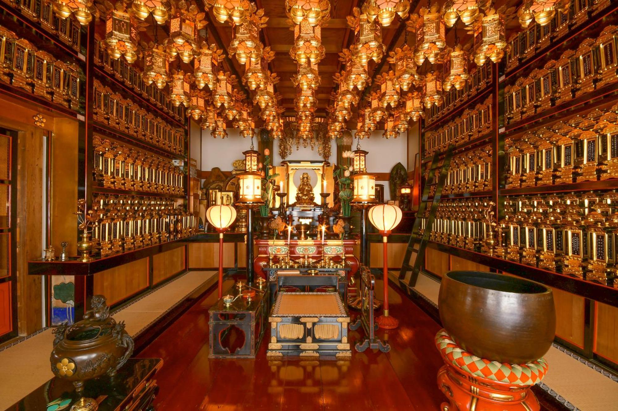 Отель Koyasan Shukubo Saizenin Экстерьер фото